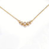 WHITE CRYSTAL Necklace/GOLD