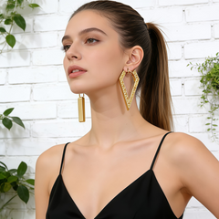 Lee Hoop huggie EAR/Gold