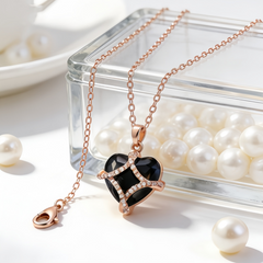 Eleanor BL AGATE Necklace
