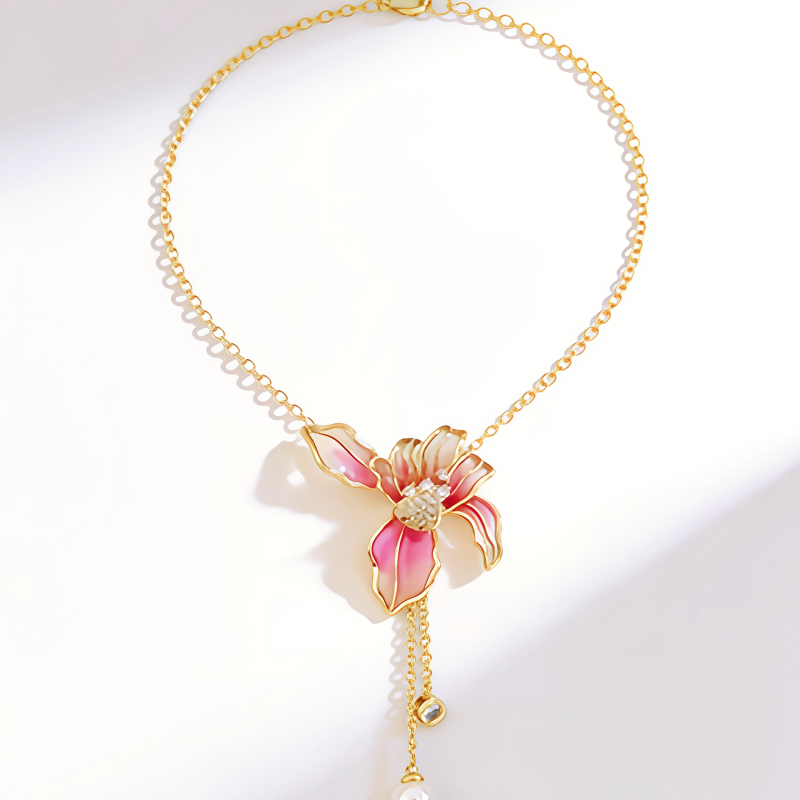 Molly enamel Necklace
