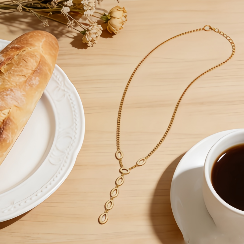 Ryn Crystal Necklace