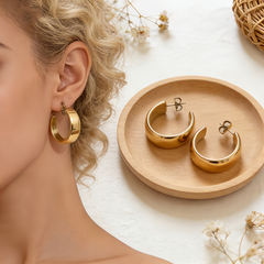 Huggie Hoops Earrings/Gold Stainless Steel