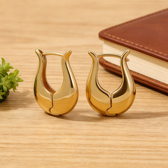 ELAINA Hoop huggie EAR/Gold