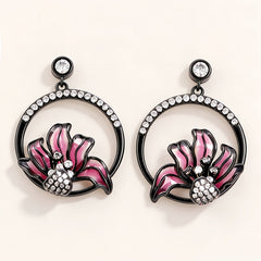 MINA ROUND FLOWER ENAMEL EAR