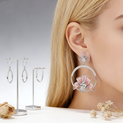 MINA ROUND FLOWER ENAMEL EAR