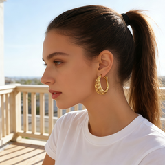 PERRY Hoop huggie EAR/Gold