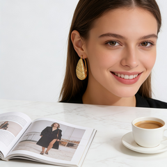 PERRY Hoop huggie EAR/Gold