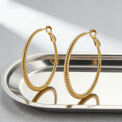 Jea Hoop huggie EAR/Gold