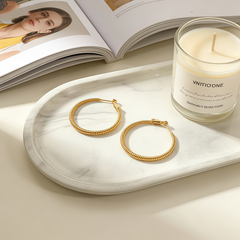 Jea Hoop huggie EAR/Gold