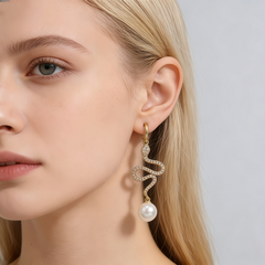 SNAKE LINEAR EAR PEARL
