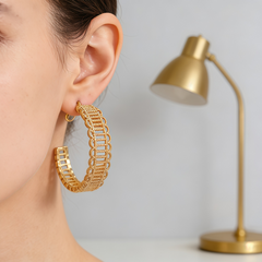 JAMIE Hoop huggie EAR/Gold