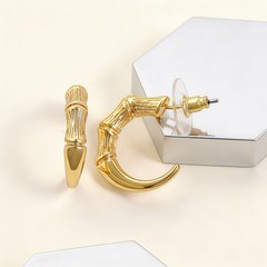 C Hoop huggie EAR/Gold