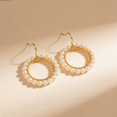 Fresh Water Pearl Hoop huggie EAR/Gold