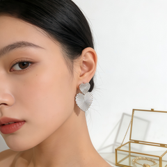 DANI Hoop huggie EAR/RHD