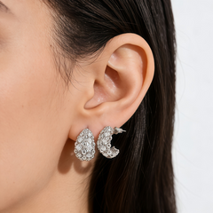 RIKA WITE CRYSTAL EAR/RHD