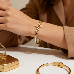 Love Beat Blue Accent Bracelet/GOLD Stainless Steel