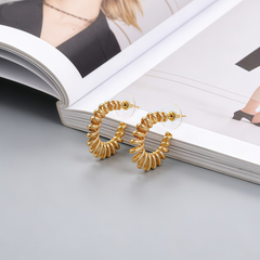 FC Hoop huggie EAR/Gold