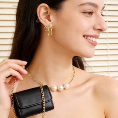 BOWKNOT STUD EAR/GLD