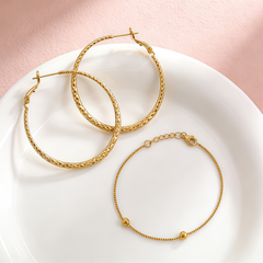 MIKKI Hoop huggie EAR/Gold