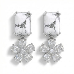 EAQUISITE WHITE STRIPED PANDENT NCK/RHD WHITE CRYSTAL