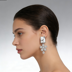 EAQUISITE WHITE STRIPED EAR/RHD WHITE CRYSTAL