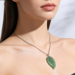 EAQUISITE GREEN DONGLING PENDANT NCK/RHOD
