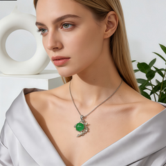 Green aventurine Necklace/Rhodium