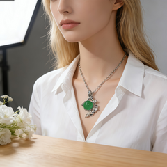 Green aventurine Necklace/Rhodium
