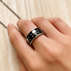 Chunky Skull Pattern Band Ring/Stainless Steel