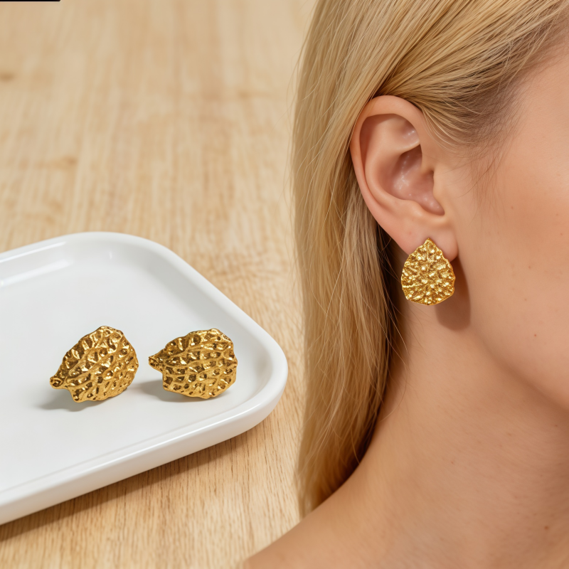 JENSEN HOOP HUGGIE Earrings/GOLD METAL