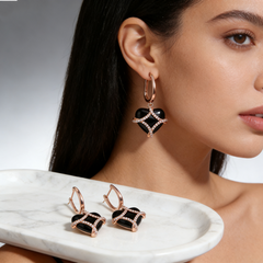 ELEANOR BL AGATE EAR