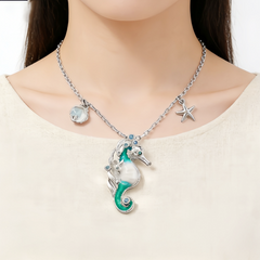 SEA HORSE ENAMEL NCK/RHD
