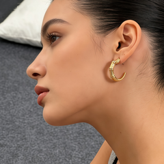 C Hoop Earrings/Gold