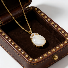 White MOP  Necklace/GOLD