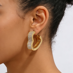 HEART HOOP HUGGIE L Earrings/GOLD METAL